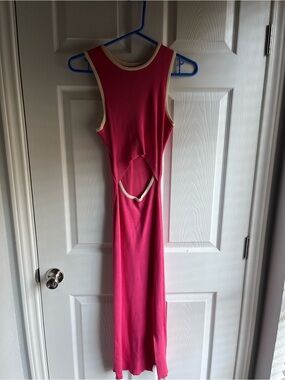 Sleeveless Pink Cutout Maxi Dress with Contrast Trim
